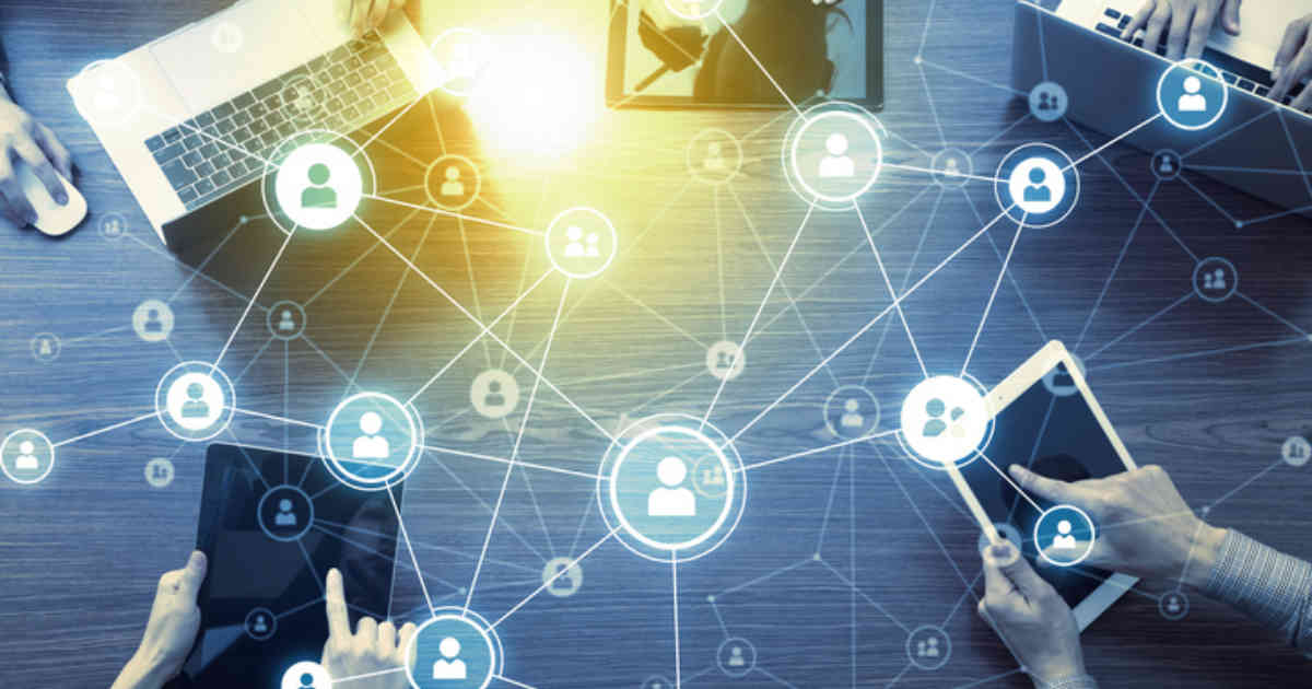 ธุรกิจอีคอมเมิร์ซควรใช้หุ่นยนต์และแรงงานมนุษย์ร่วมกัน