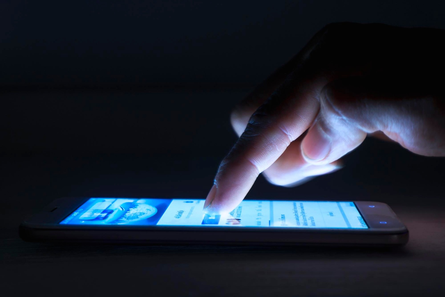 Cybercriminals กำลังเล็งคุณ! โฆษณาบน Facebook ที่คุณต้องระวัง