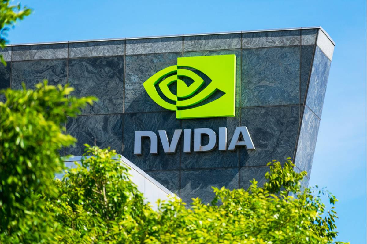 NVIDIA Blackwell Ultra DGX SuperPOD สร้าง AI Factory สำหรับธุรกิจของคุณ