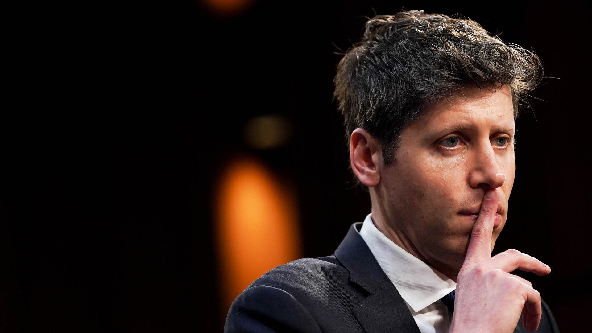 OpenAI: Sam Altman ยอมรับความกังวลเรื่อง AI! จากจริยธรรมสู่การใช้ทางทหาร!